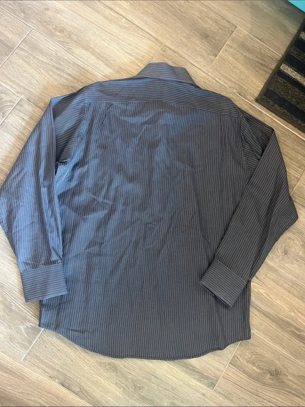 Banana Republic Men's Navy Pinstripe Dress Shirt